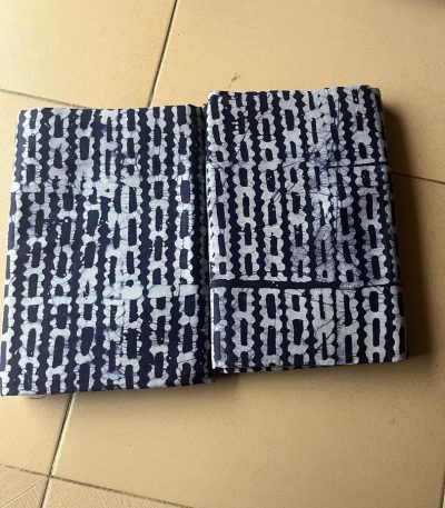 Tiny blocks pattern adire