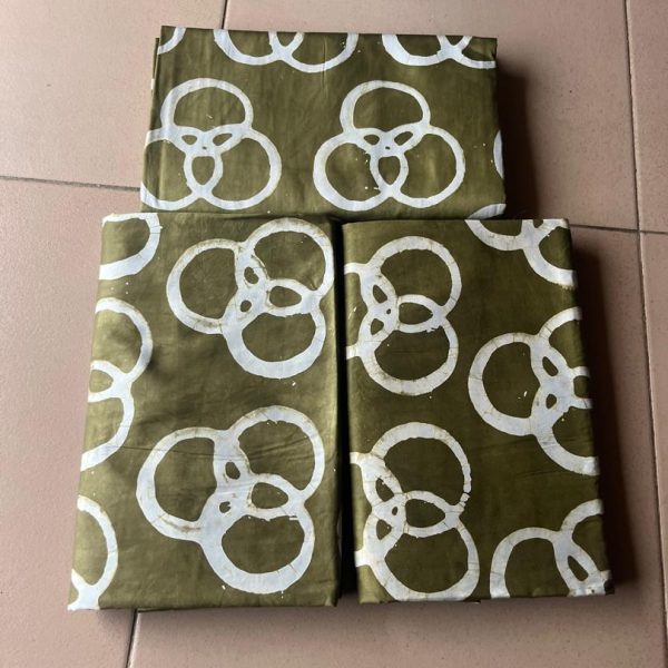 Brown tug-of-war batik