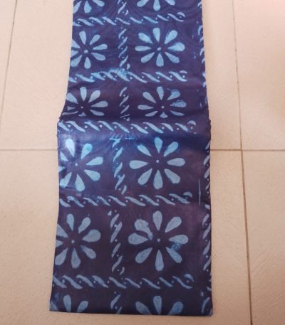 Flowery pattern adire